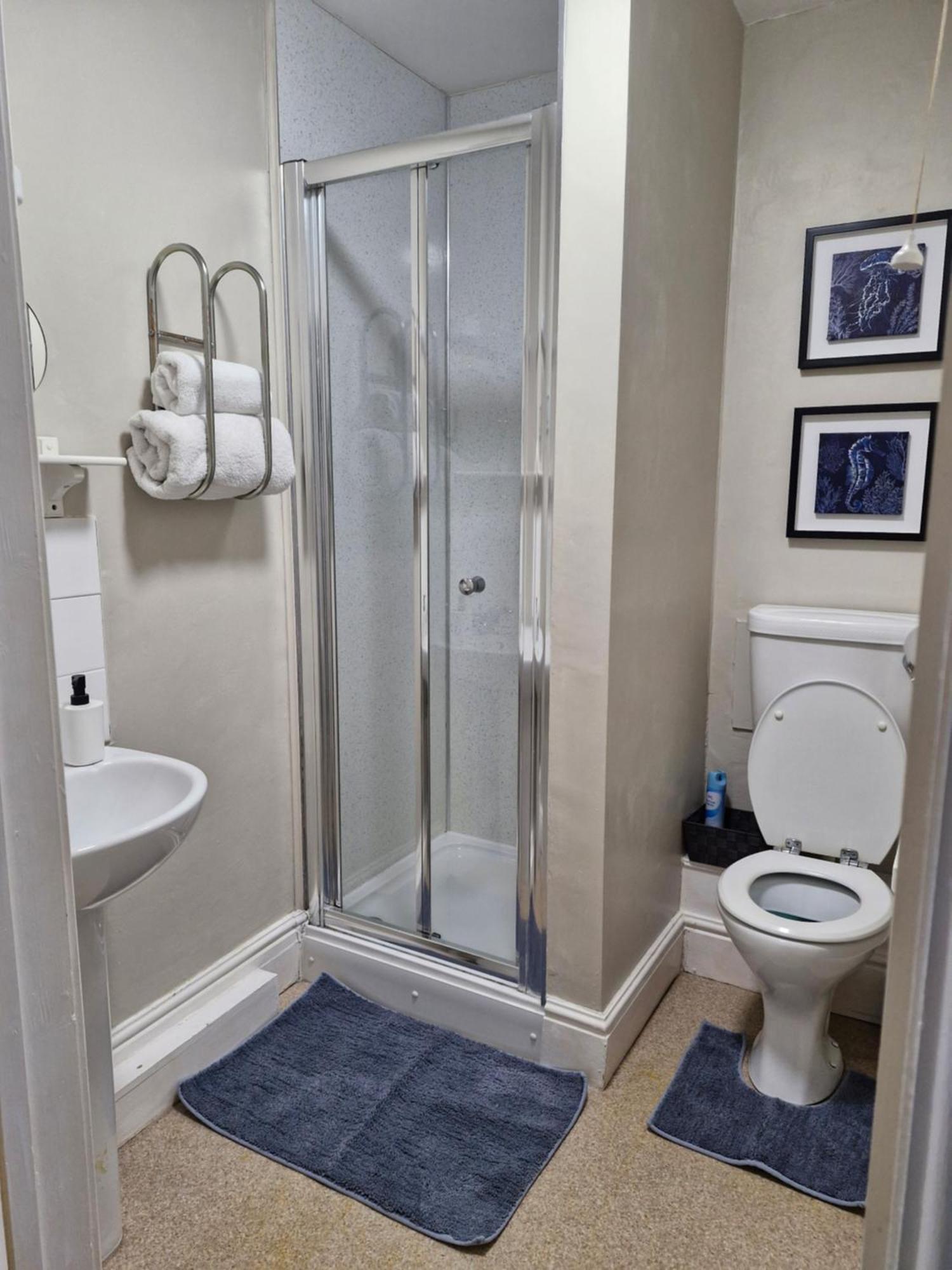 Warwick Guest house